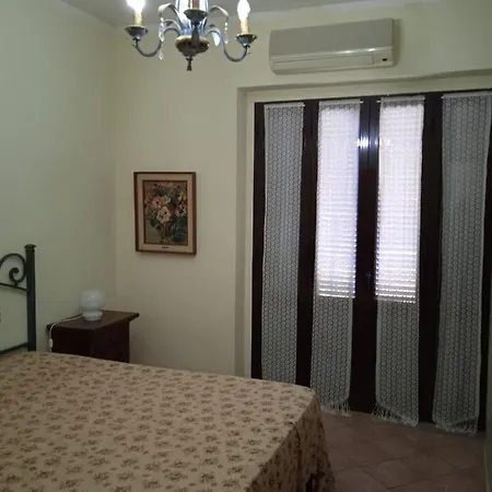 Apartment Casa Vacanza Lungomare Paola